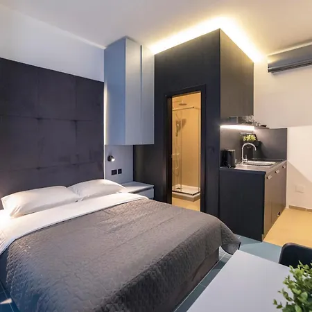Bella Mia, 1st Floor *